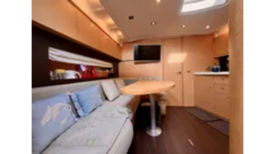 2008 Beneteau Monte Carlo 37 Hard Top 10 