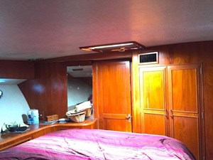 1989 Ocean Alexander 42 Sedan 5 6