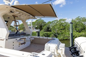 - 20 21_2020 53' Scout 530 LXF