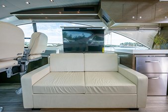 2017 Cruisers Yachts 60 Cantius 26 