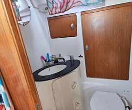 2005 Beneteau Cyclades 43 33 