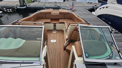 2013 Chris-Craft Launch 32 13 
