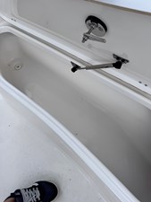 2017 TIDEWATER 220  30 