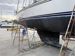 46' Hylas 2008 Center Cockpit 6 