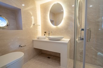 27m TRAWLER 41 28