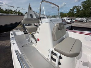   17' Key West 2023 1720CC 11 