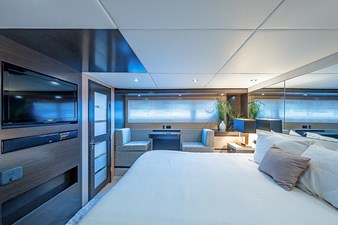 2017 Cruisers Yachts 60 Cantius 60 