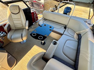 019 Harris Solstice 240 SL TNVL321 49 