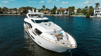 95 ft 2018 Sunseeker 95 Yacht, Mirracle 0 