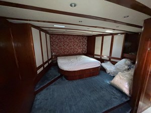 42 M Motorsailor  25 