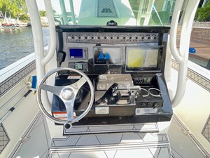 2019 WELLCRAFT 262F 10 10. Helm