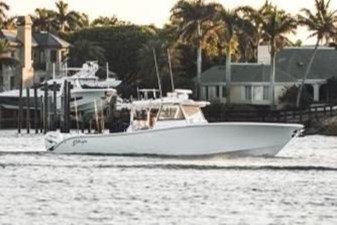 2019 Yellowfin 42 0 1