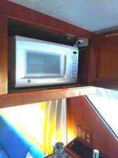 1989 Ocean Alexander 42 Sedan 9 10