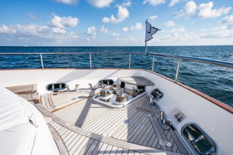 SOUTHERN BELLE 67 Bow