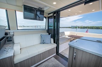 Regal 38 19 
