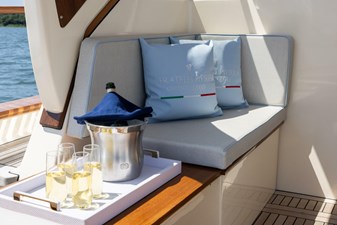 2022 Fratelli Aprea Sorrento 32 Hard Top 40 