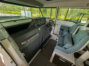 2022 Axopar 37 XC Cross Cabin Brabus 21 