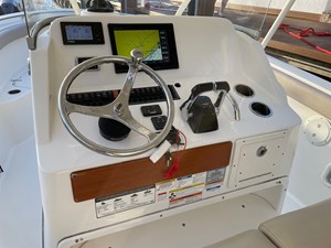 Pursuit 280 Sport  23 28 pursuit 2