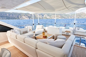 Princess 30M - NADIRA 11 30M Flybridge 1