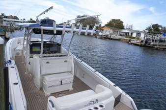 2016 Nor-Tech 340 Sport 27 28