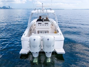 Intrepid 327 Center Console 13 32' Intrepid _ Drone-16