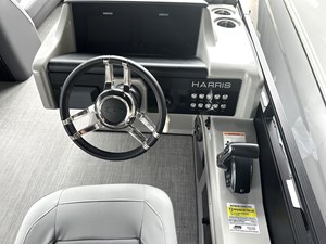 Harris 250 Solstice 8 