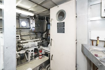 1984 Burger Raised Pilothouse 68 