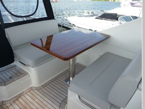 Riviera II  5 Bridge Dinette