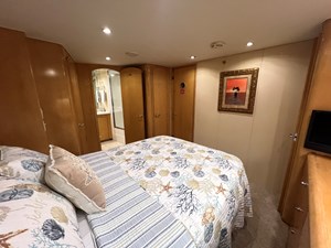 Sleepover 42 50C. Mid Vip