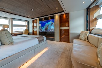 RIVIERA LIVING 63 