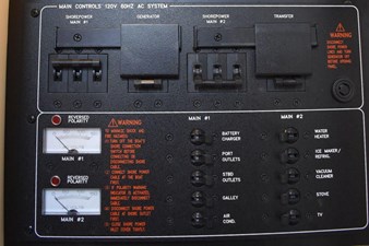 Commission Based 45 2005-formula-37-performance-cruiser-power-9338939-20240415073304341-1_XLARGE