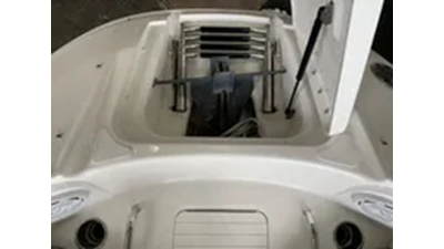 2013 Sea Ray 220 Sundeck 5 