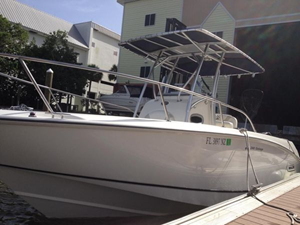 2007 Boston Whaler 240 Outrage 2 3