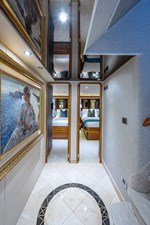SUPERSTAR 21 LOWER COMPANIONWAY