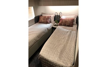 Azimut 55 11 azimut-55-2018_12