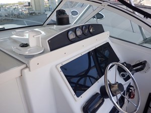 1999 Mako 293 Walkaround 16 