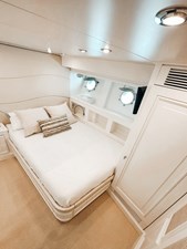 LAZIZA 27 Guest Double Cabin