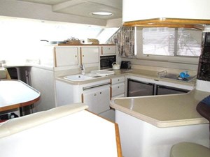 1996 Sea Ray 55 Sedan Bridge 18 19