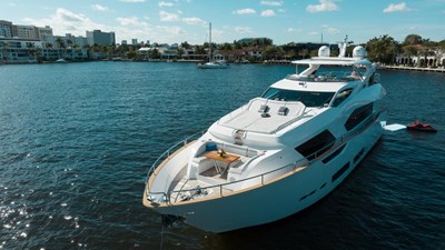 95 ft 2018 Sunseeker 95 Yacht, Mirracle 56 