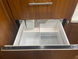 CAZADORA 29 Fridge Drawer   