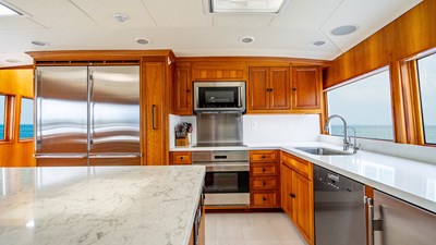 SILVER SEAS 14 Galley