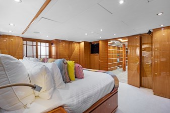 OSSUM DREAM 28 Master Looking Fwd.   
