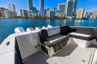 Cigarette 42 Auroris 13 