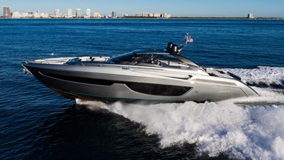 2021 Riva 76' Bahamas 6 