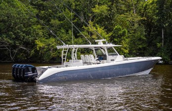2018 Everglades 435 Center Console 5 