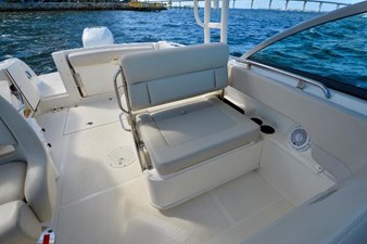 Boston Whaler 230 Vantage 10 10