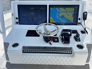 NO NAME INVINCIBLE 3 