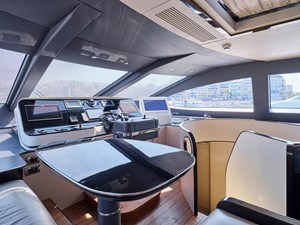 ALBA 34 ALBA - RISED PILOT HOUSE
