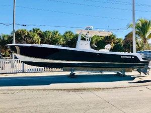 -  6 7_2004 31ft Contender 31 Open
