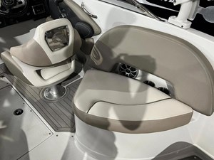 2019 Crownline E255 Surf 12 